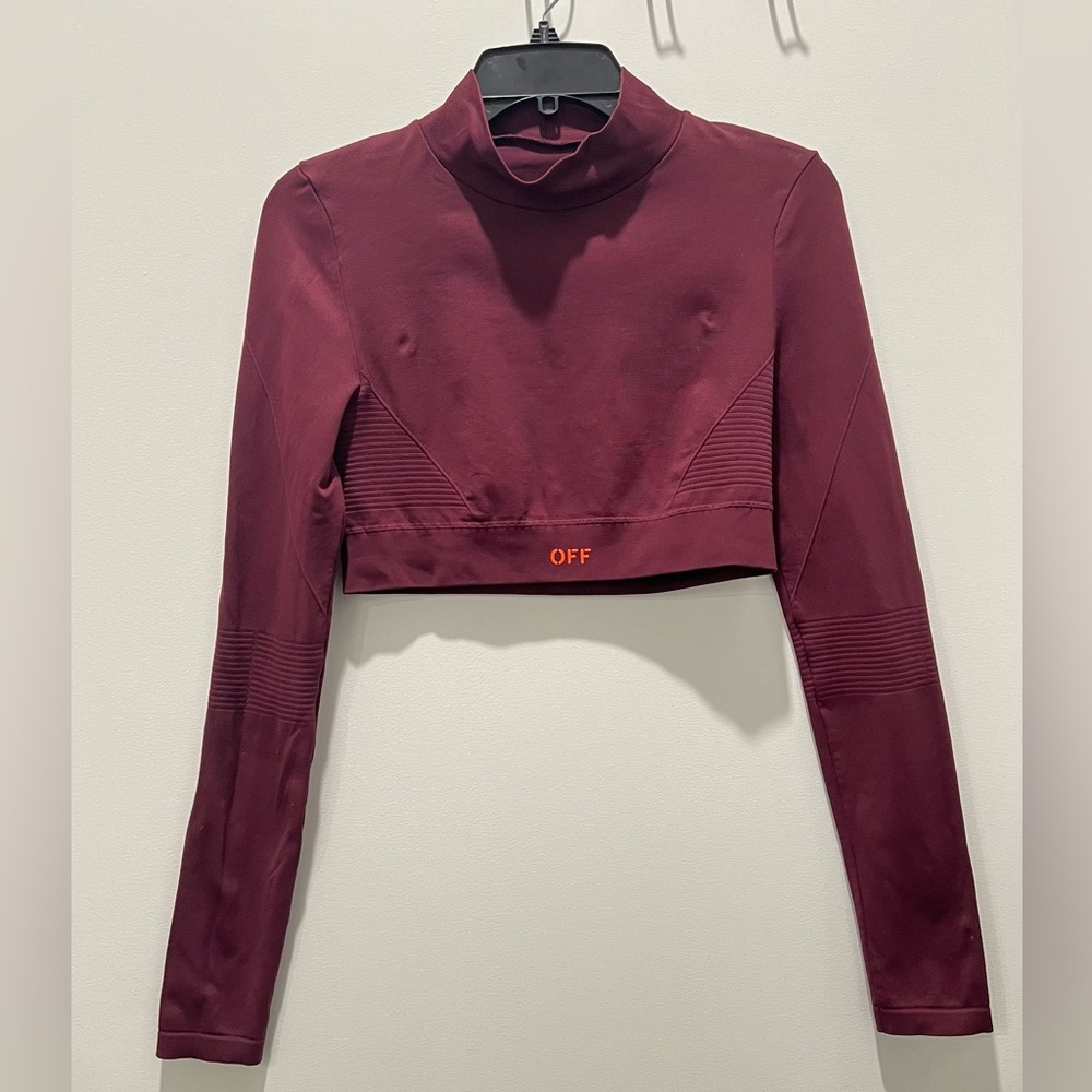 Off-white brand l/xl seamless fig pureed pumpkin active top